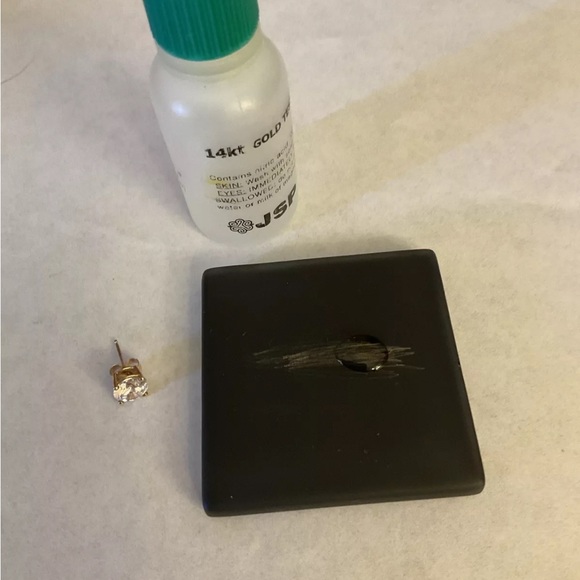 Vintage 14k Yellow Gold CZ SINGLE (ONE) Stud Earring 0.67g - Picture 6 of 9